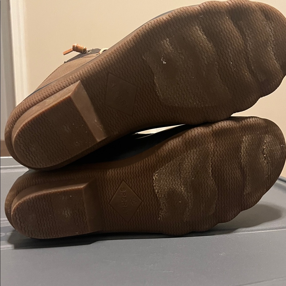 Sperry Two-Tone Waterproof Boots - Picture 8 of 9